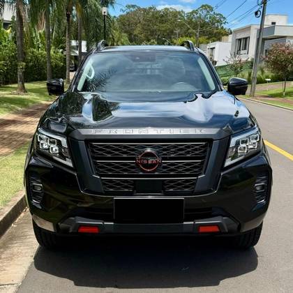 NISSAN FRONTIER 2.3 16V TURBO DIESEL PRO4X CD 4X4 AUTOMÁTICO